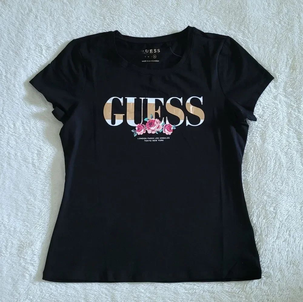 Guess❓Jet Black🖤 Carrie Floral💐 Logo Tee👕 - NWT